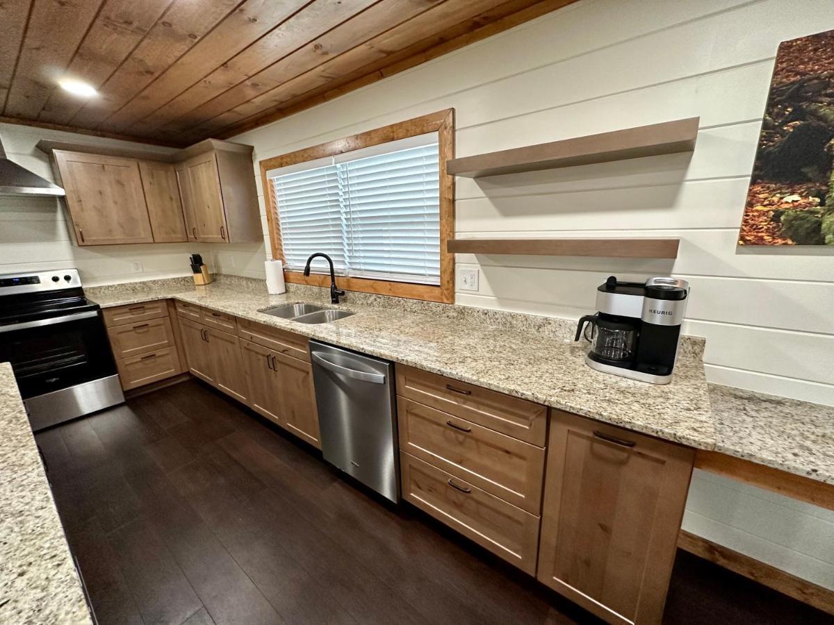 Creekfront Lodge: Brand New! Pigeon Forge Exterior foto