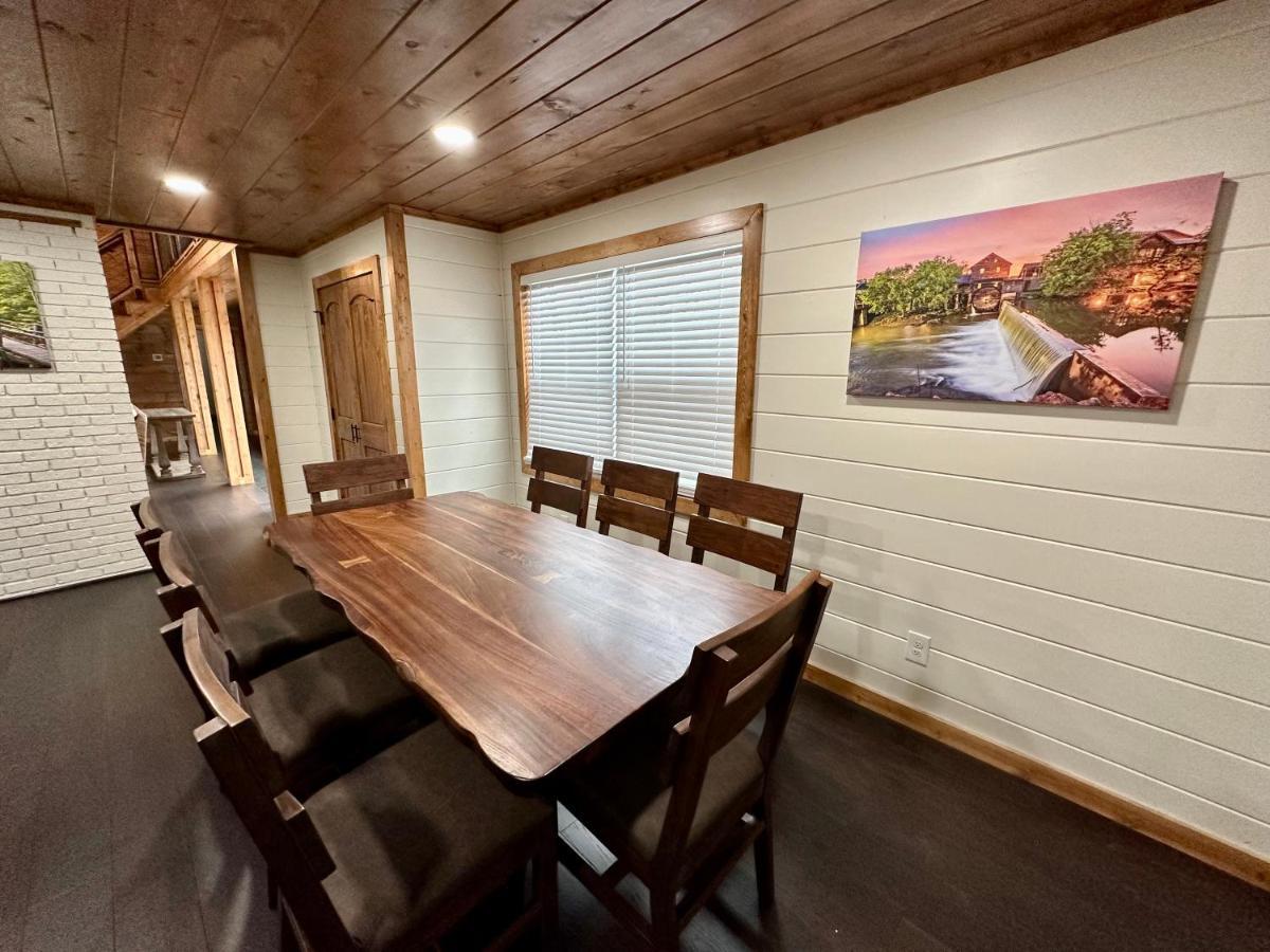 Creekfront Lodge: Brand New! Pigeon Forge Exterior foto