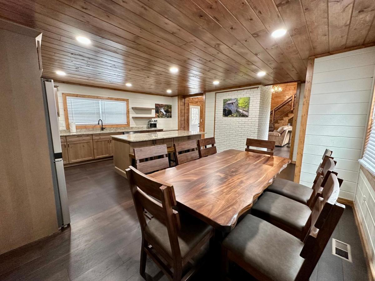 Creekfront Lodge: Brand New! Pigeon Forge Exterior foto
