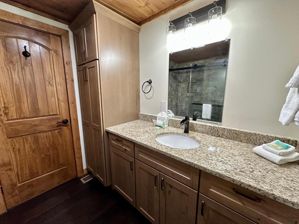 Creekfront Lodge: Brand New! Pigeon Forge Exterior foto